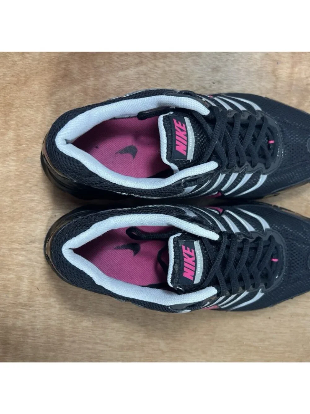 Nike Air Max Torch 4 Women Size 11  343851-062 Sneakers Shoes Black Pink